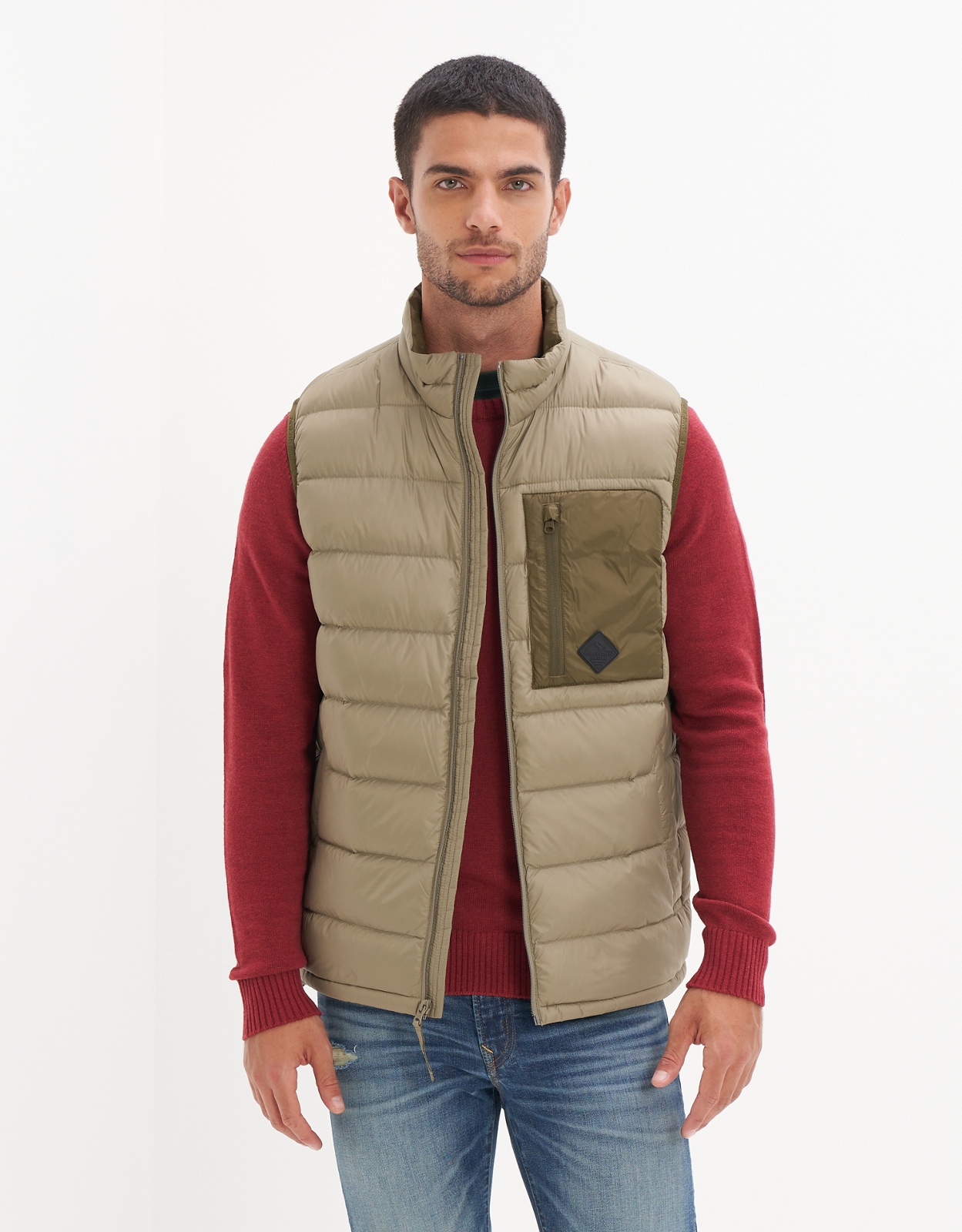Buy AE Lightweight Down Vest online | American Eagle Outfitters UAE