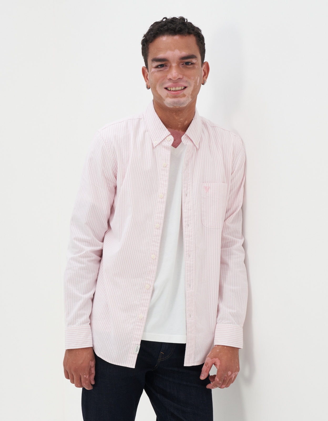Muscle fit pink sales shirt
