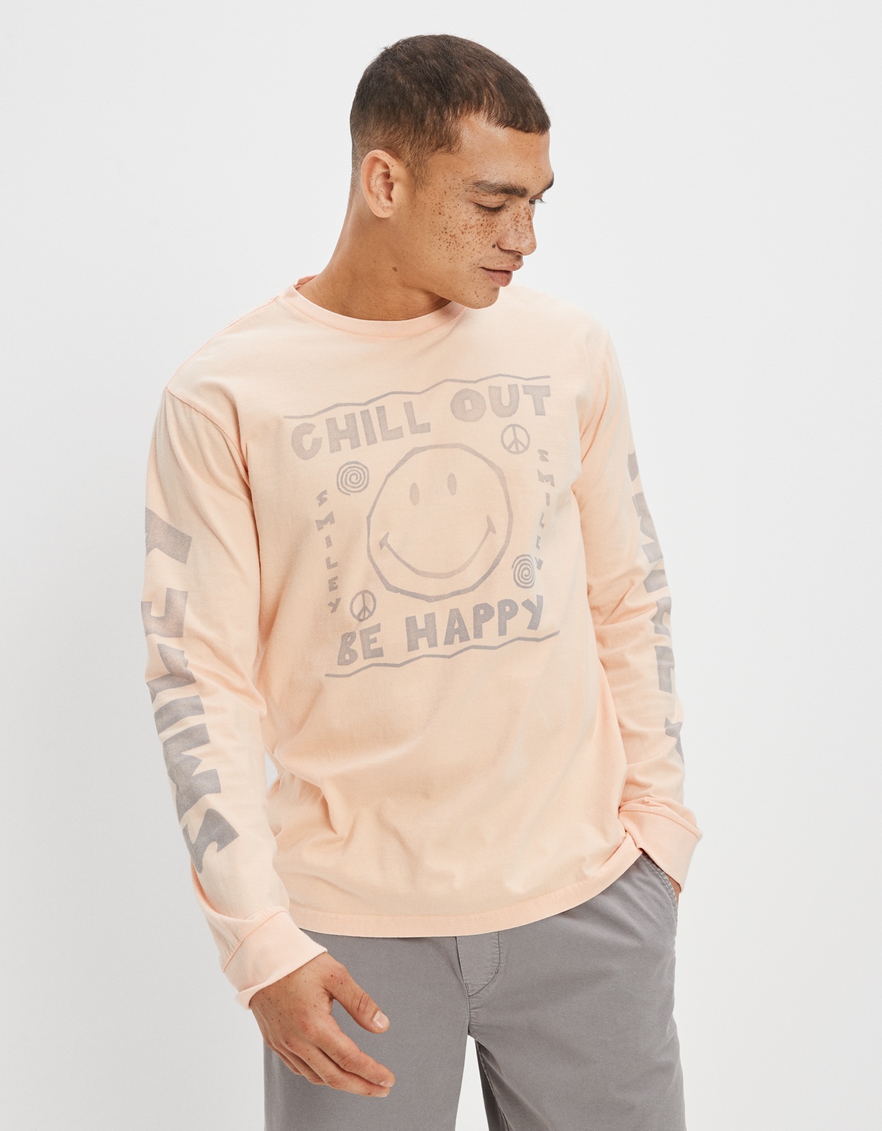 Be happy sweatshirt on sale