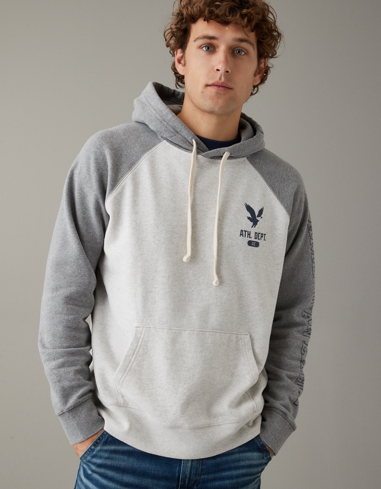 Ae classic discount raglan pullover sweatshirt