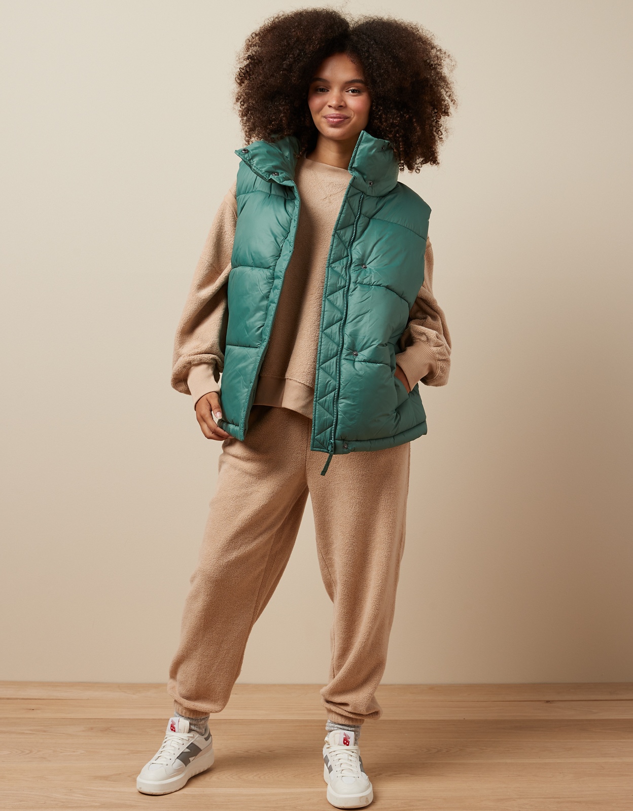 AE Oversized Puffer Vest