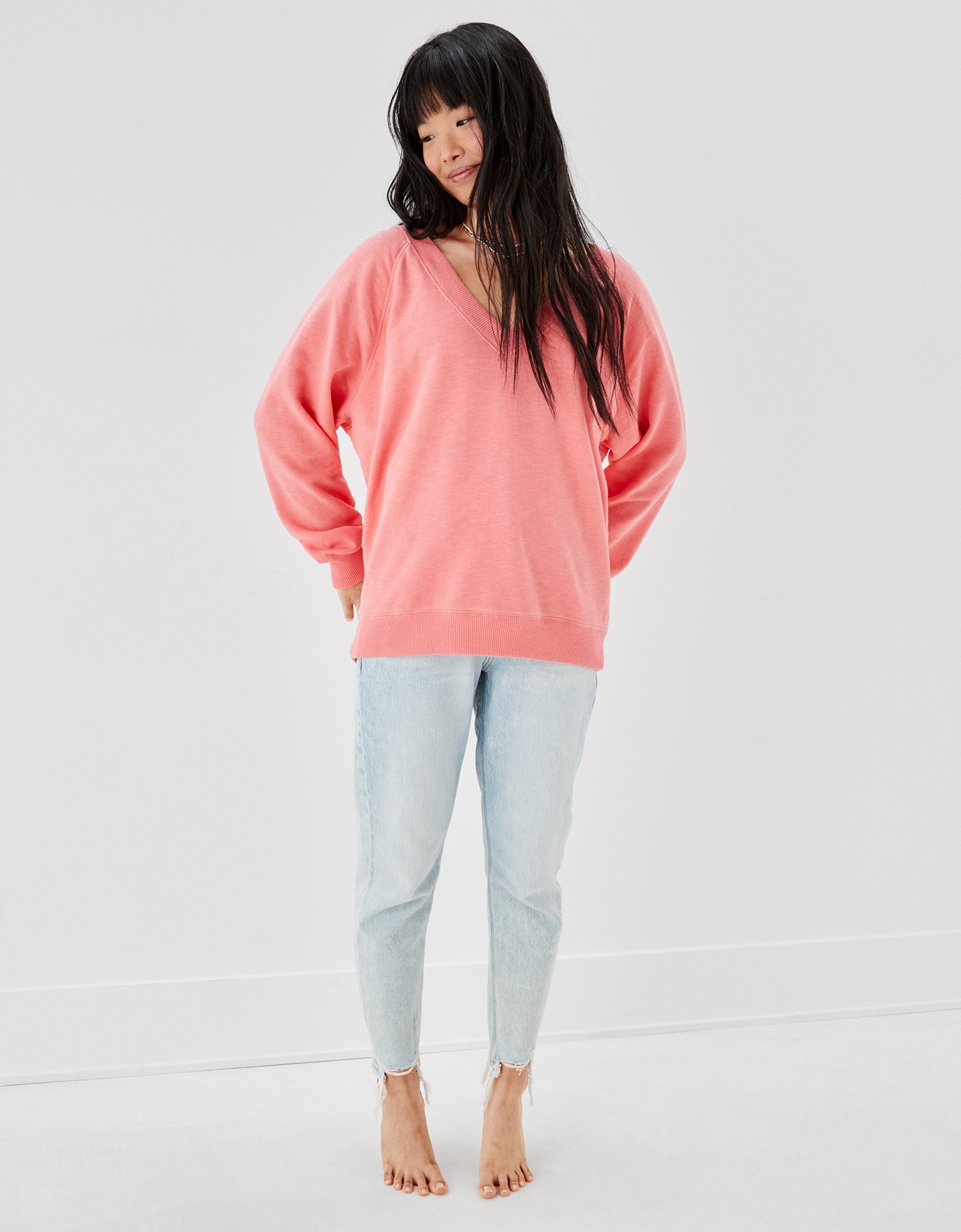 AE Oversized V Neck Sweatshirt