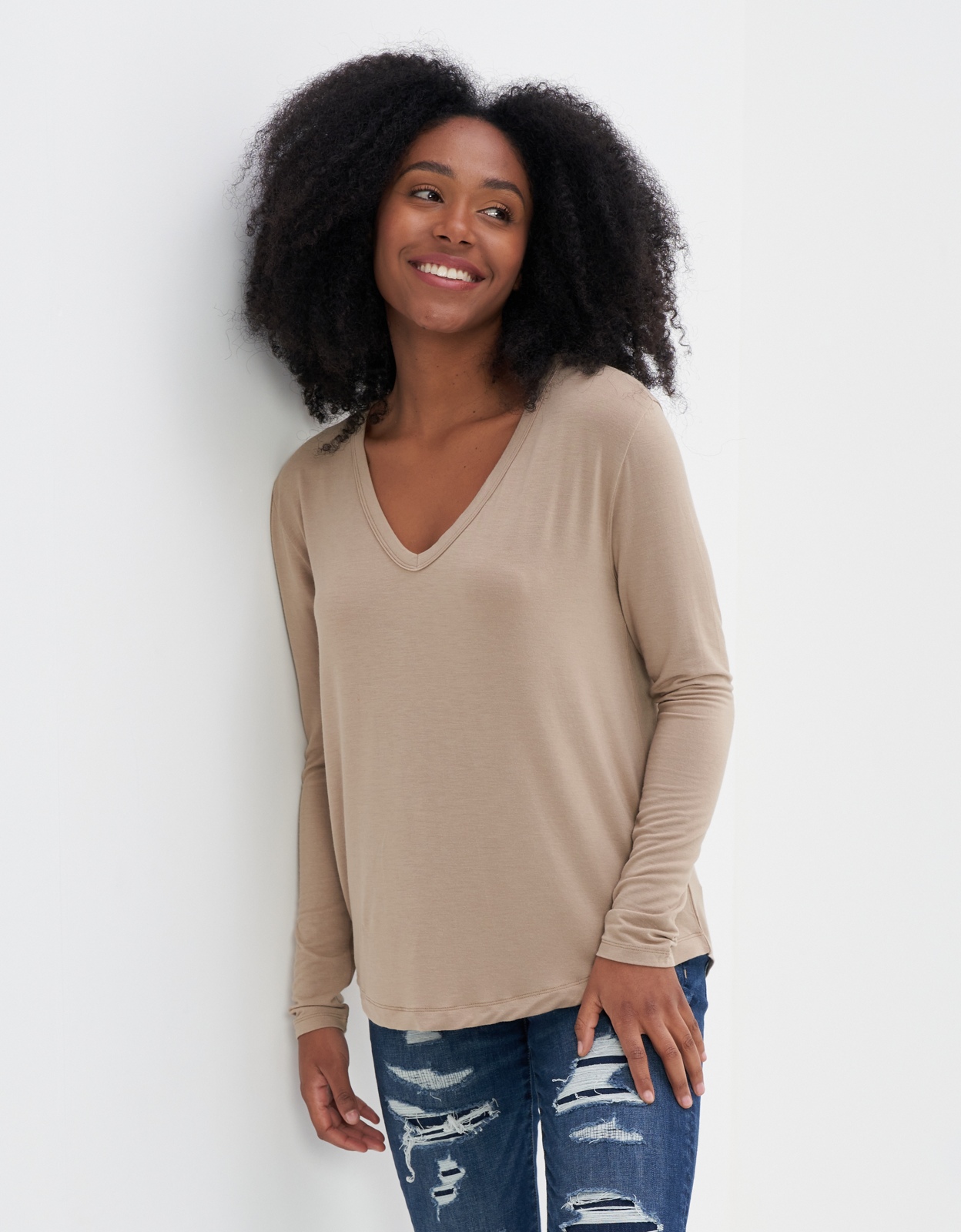 American Eagle AE Long-Sleeve V-Neck T-Shirt - Tan price in Dubai