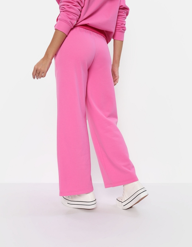 https://www.americaneagle.ae/assets/styles/AmericanEagle/0329_4926_615/image-thumb__1102772__product_zoom_large_800x800/0329_4926_615_ob.jpg