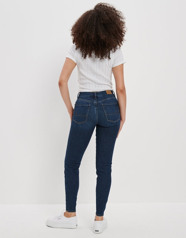 https://www.americaneagle.ae/assets/styles/AmericanEagle/3439_4664_998/image-thumb__1089921__product_zoom_large_800x800/3439_4664_998_ob.jpg